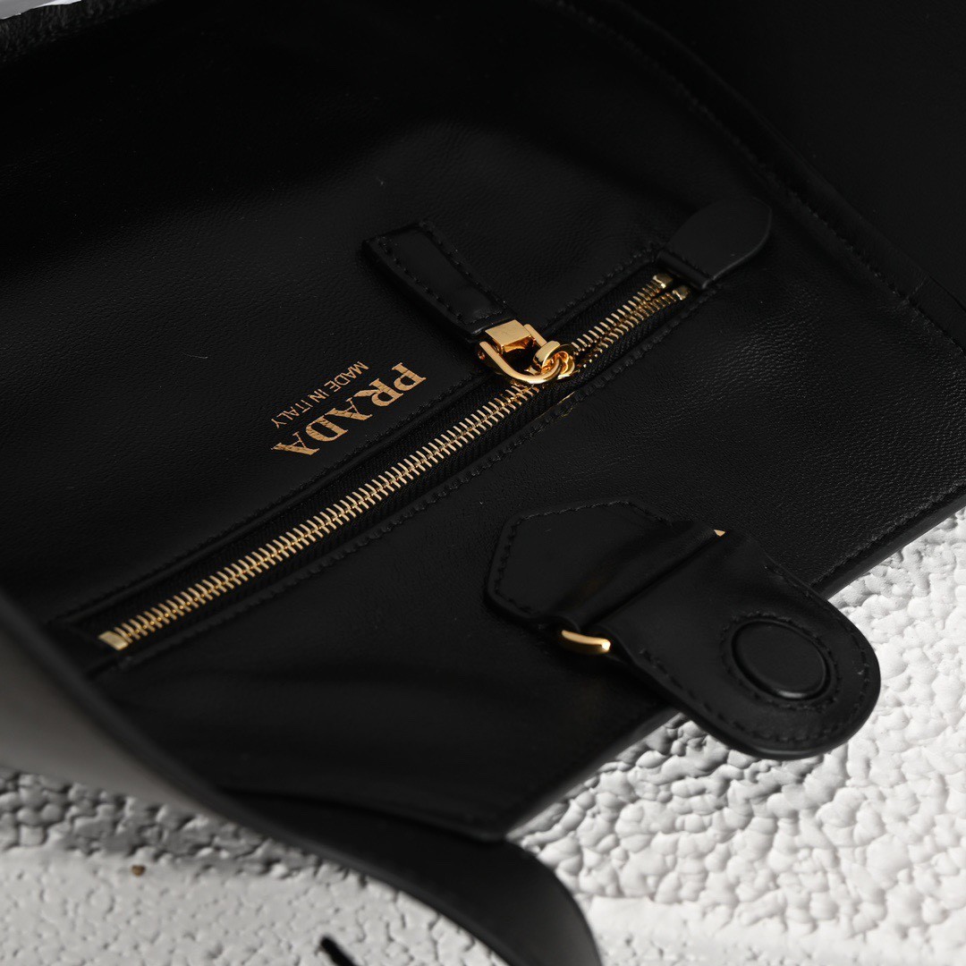 057 75123214 size 28x20.5x7.5cm