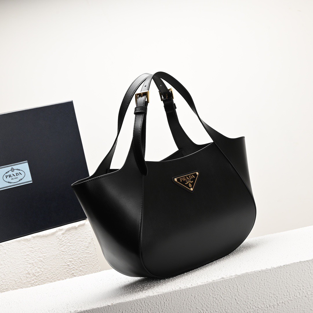 057 75123214 size 28x20.5x7.5cm