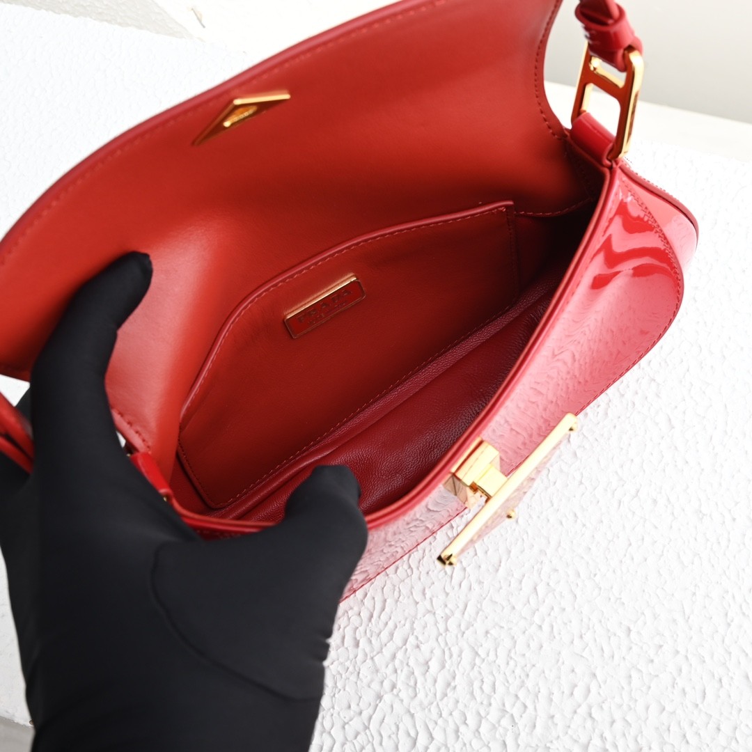055 65123204 size 24x11x4cm
