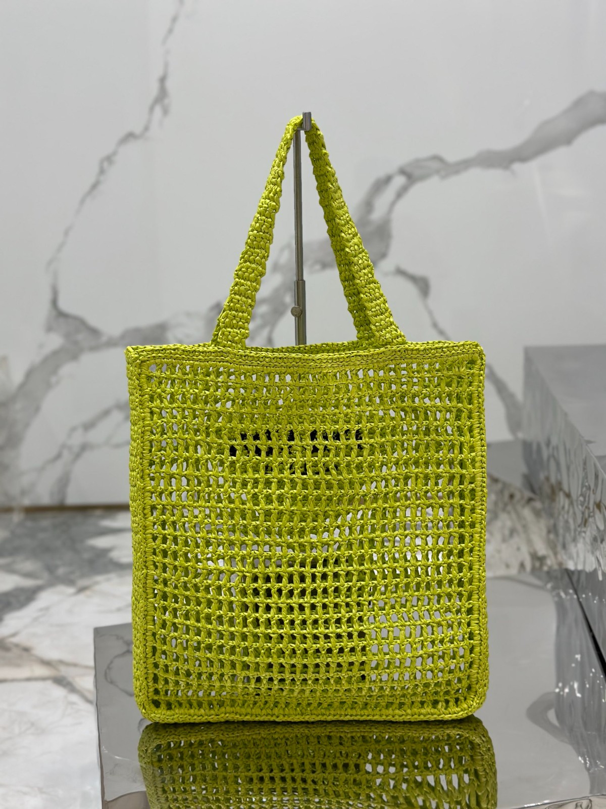 050 48123152 size 36x38x3cm