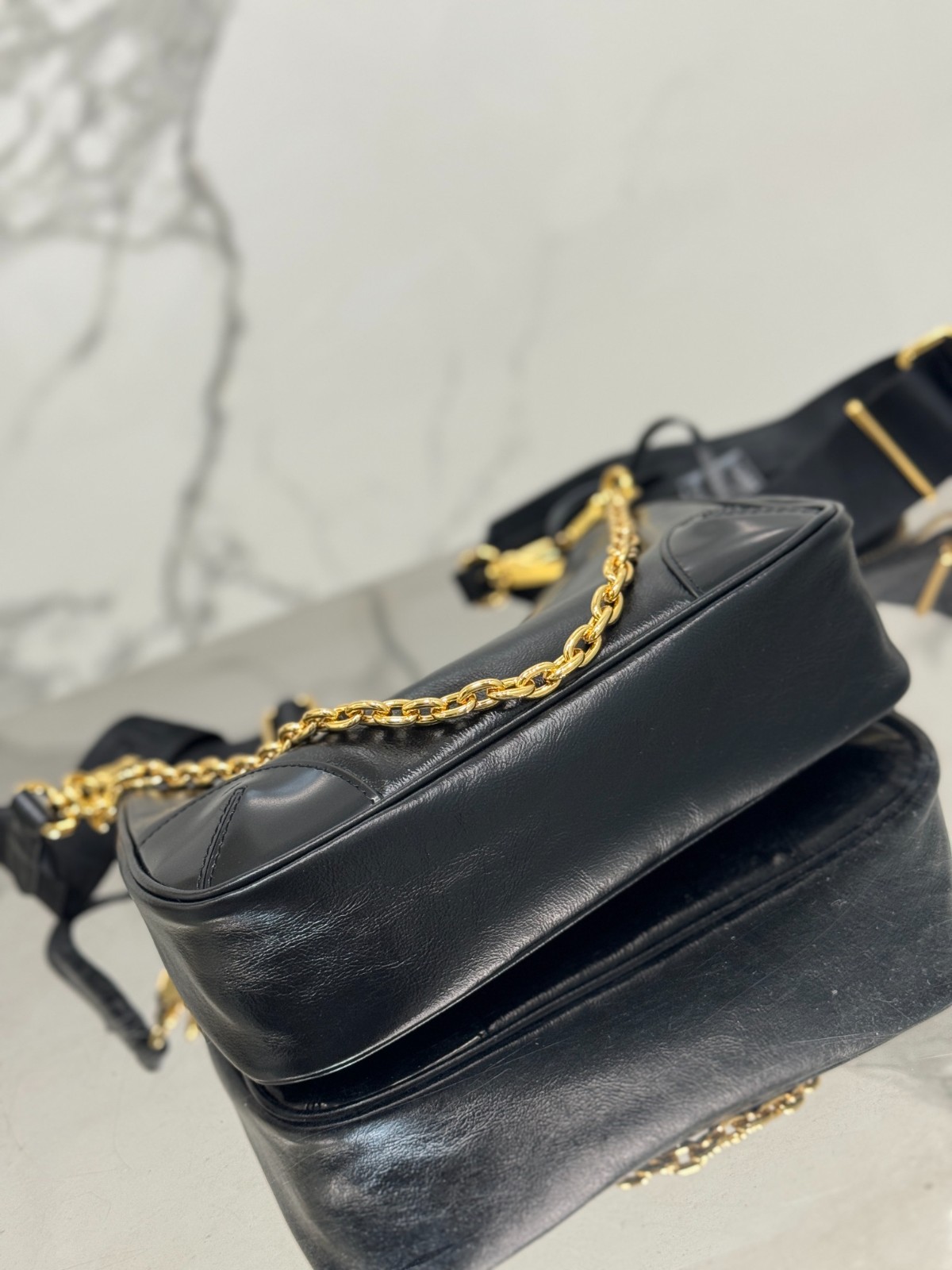 035 63123191 size 22x18x6.5cm
