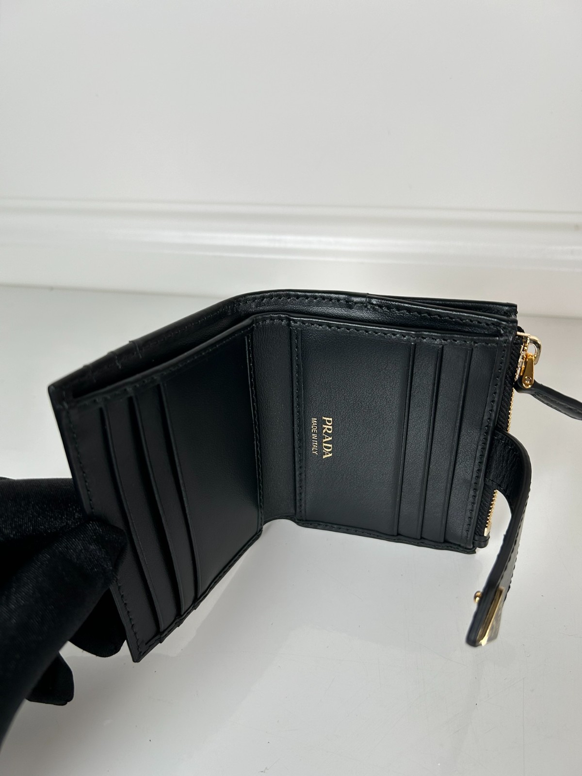 025 25123098 size 8×10cm