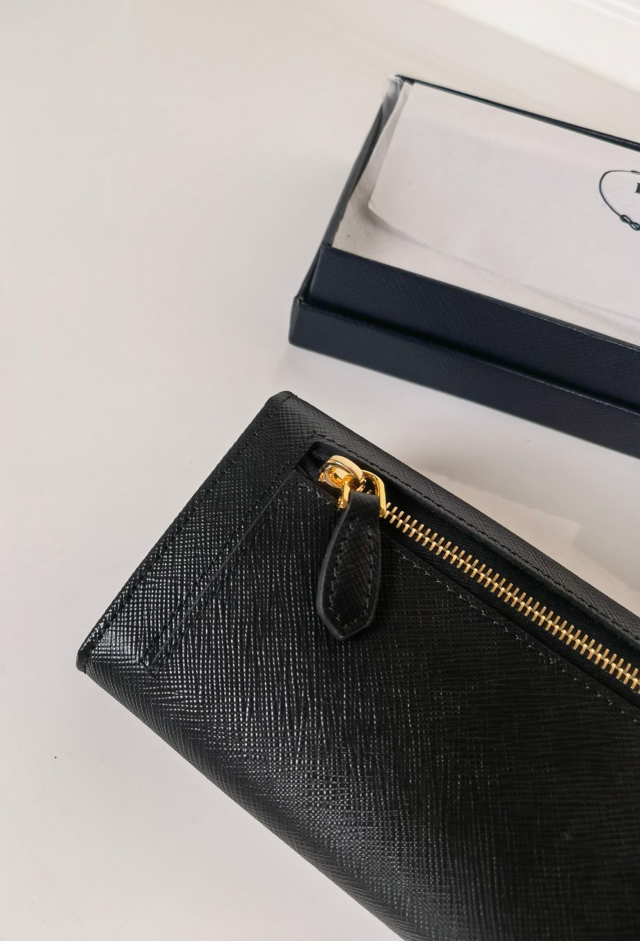 022 30123106 size  18.7x9.5cm