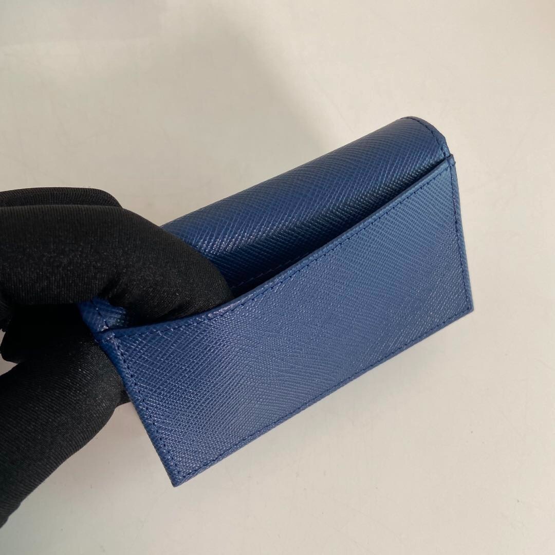 010 22123084 size 6.5×2.5×11cm