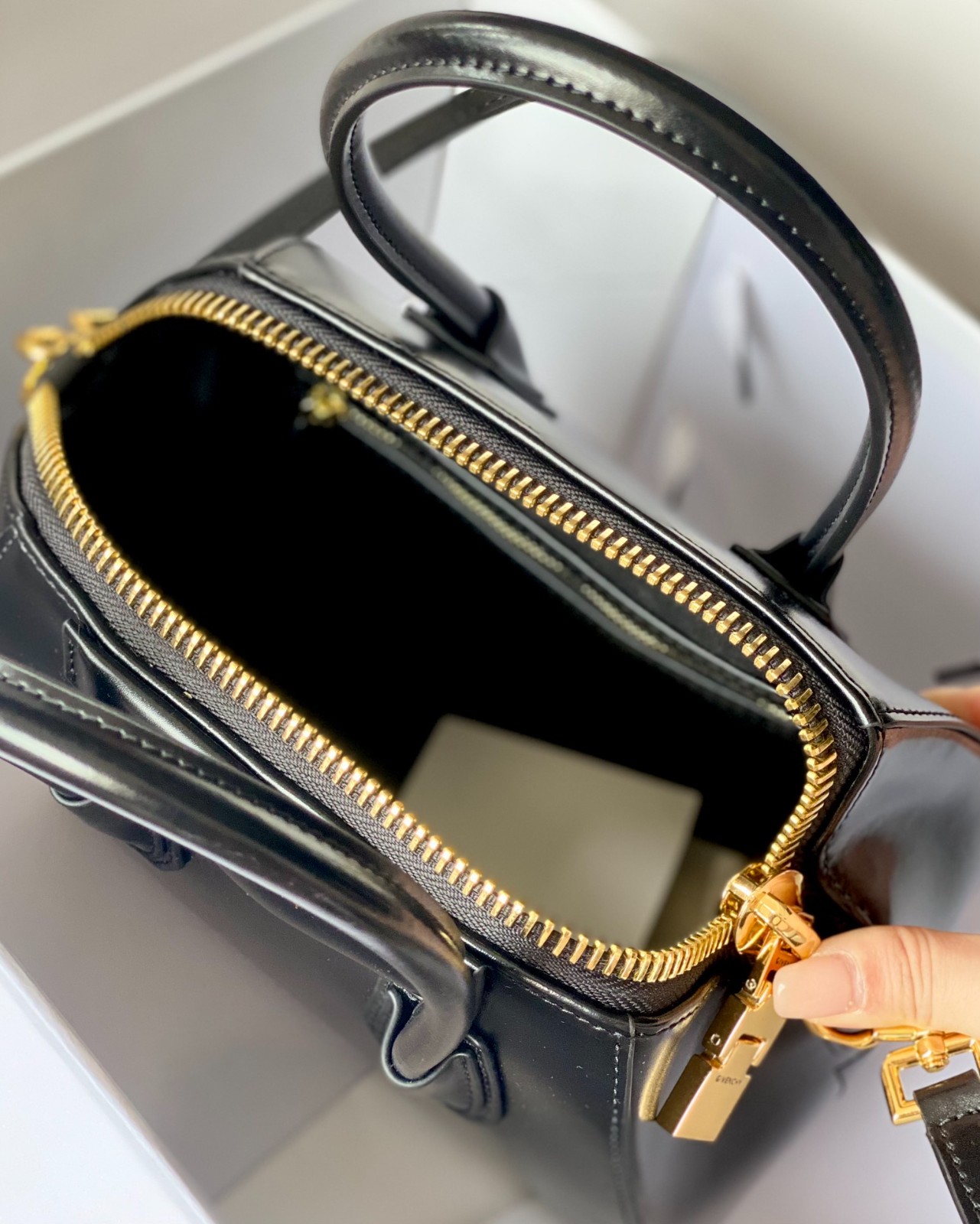 008 75123206;80123224;85123228 size 23x27x13cm;size 28cm;size 33cm