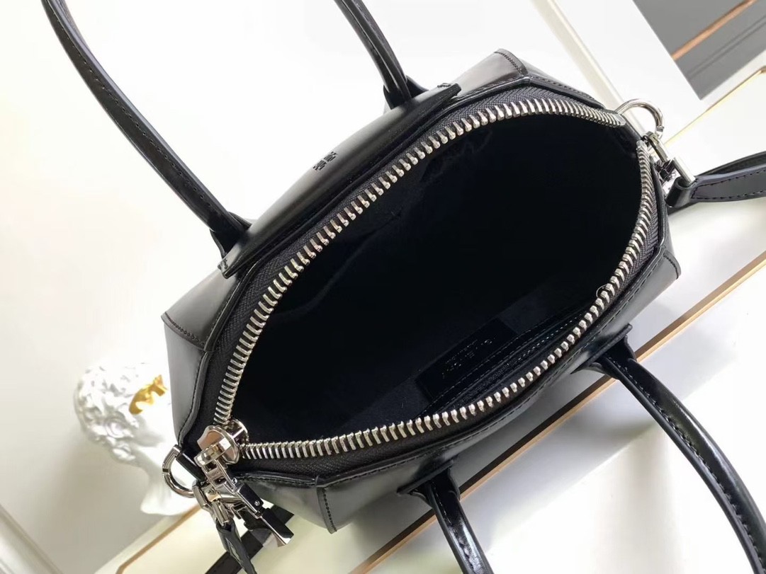 006 75123206 size 22x27x13cm