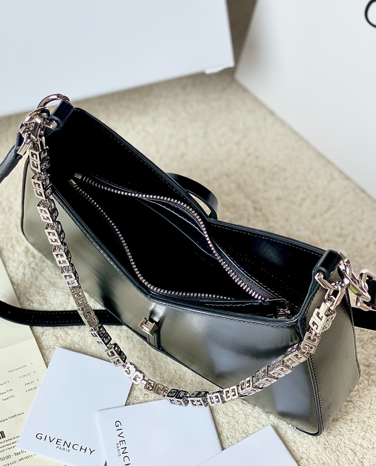 004 85123228 size 29x23x6cm