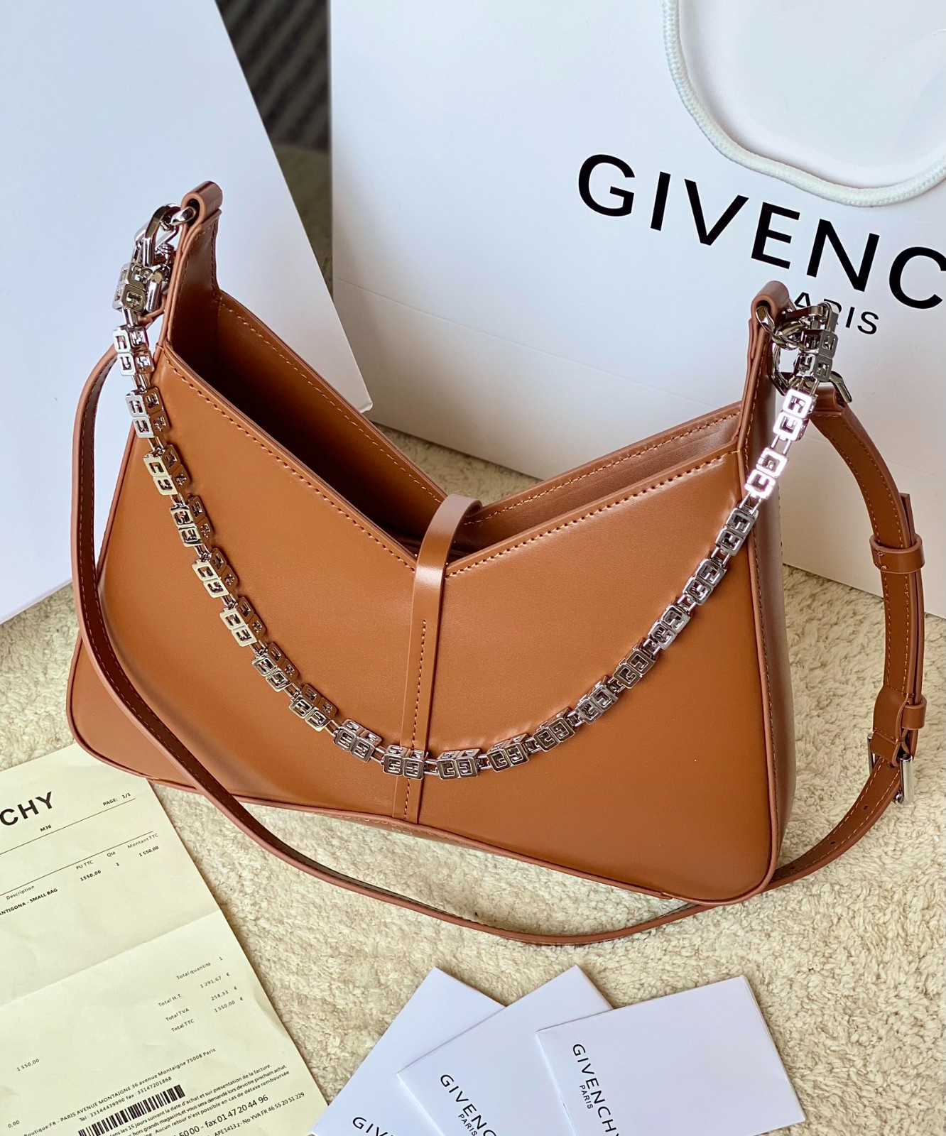 002 85123228 size 29x23x6cm