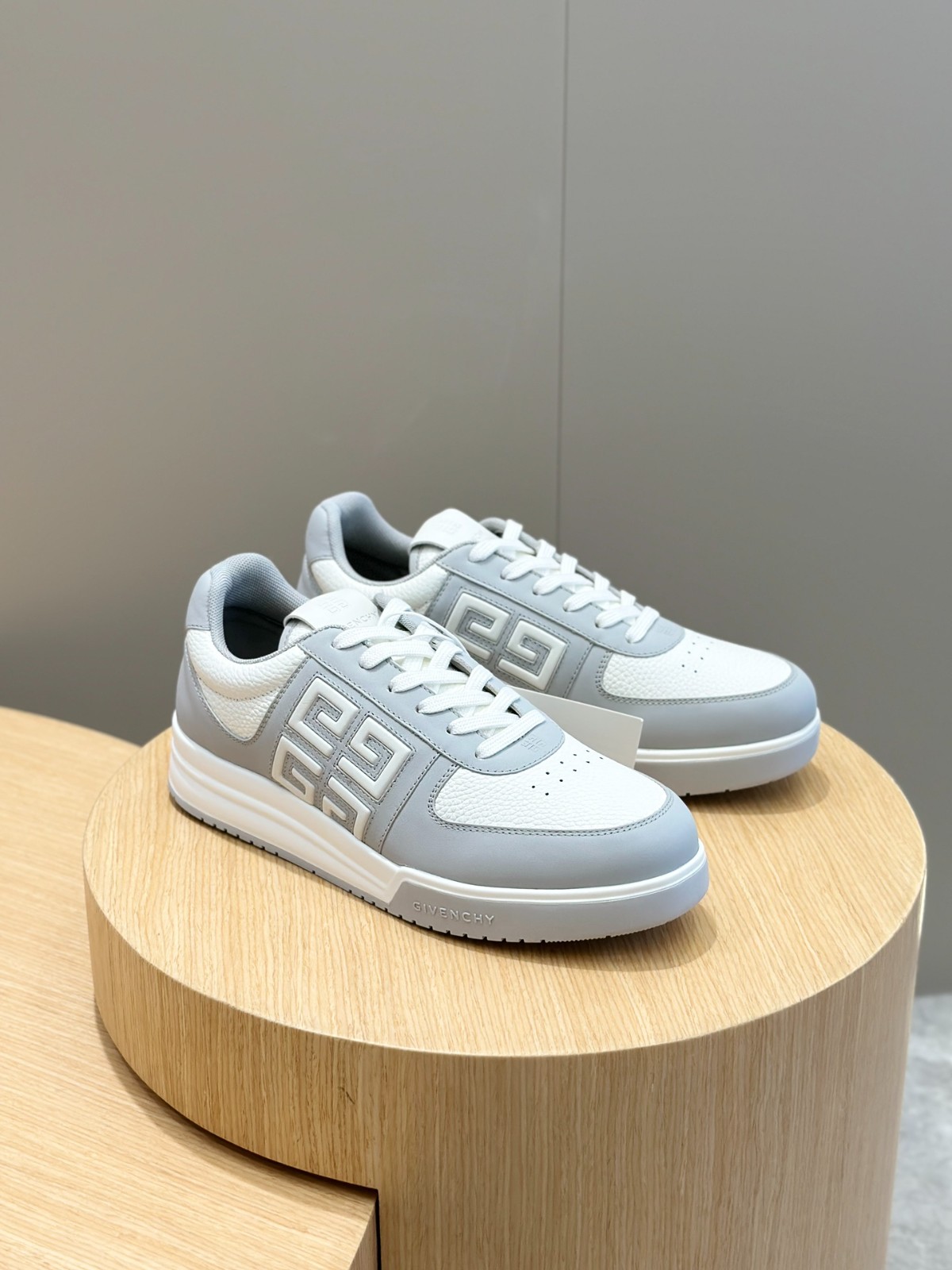 030 38123159 size 38-45
