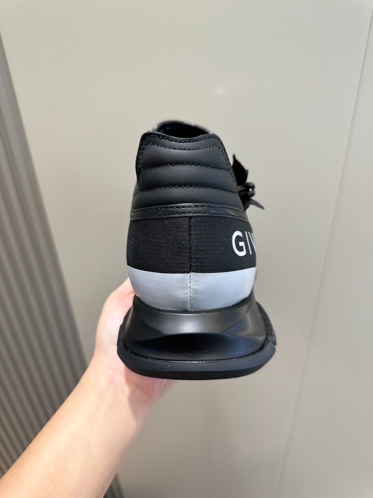 024 40123159 size 38-45