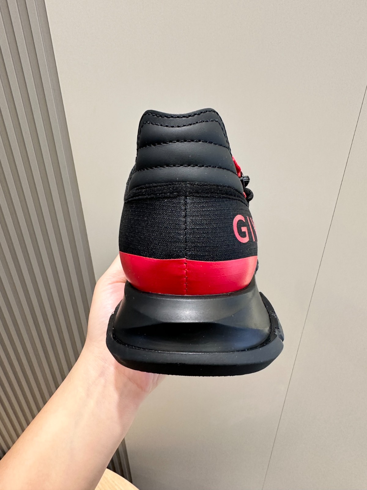 023 40123159 size 38-45