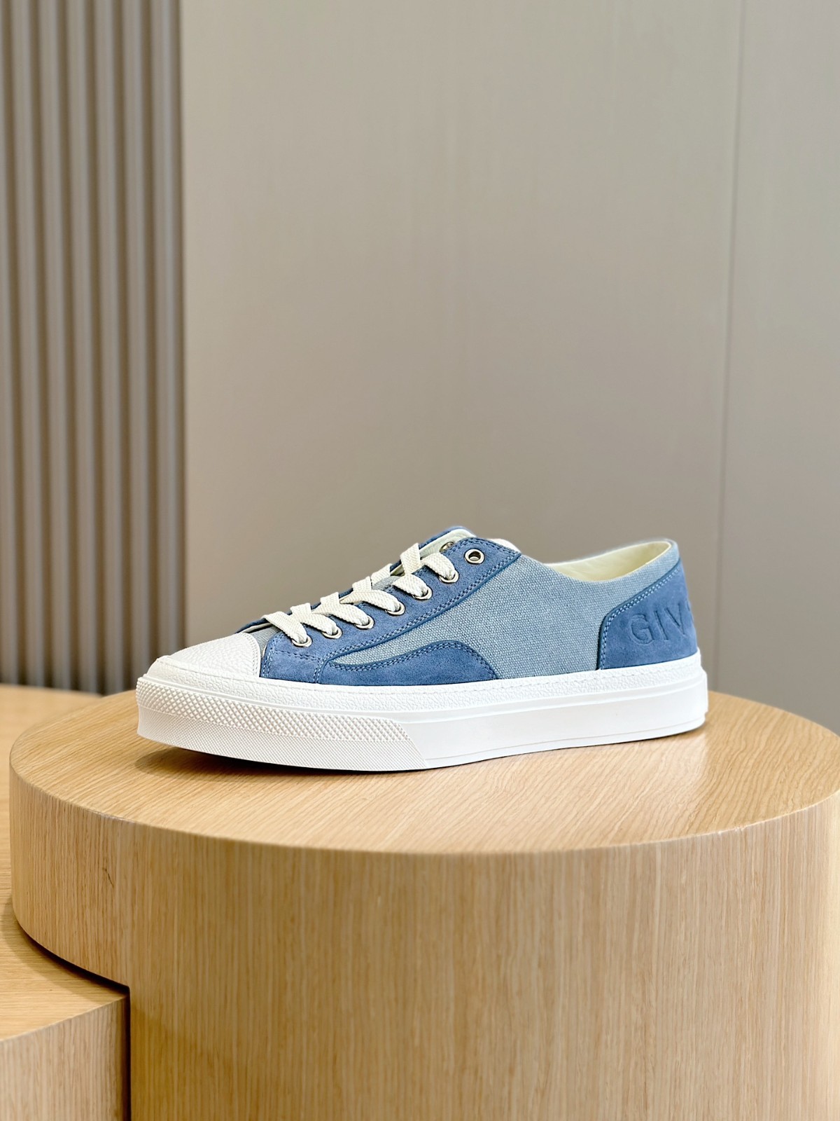 011 36123132 size 38-45