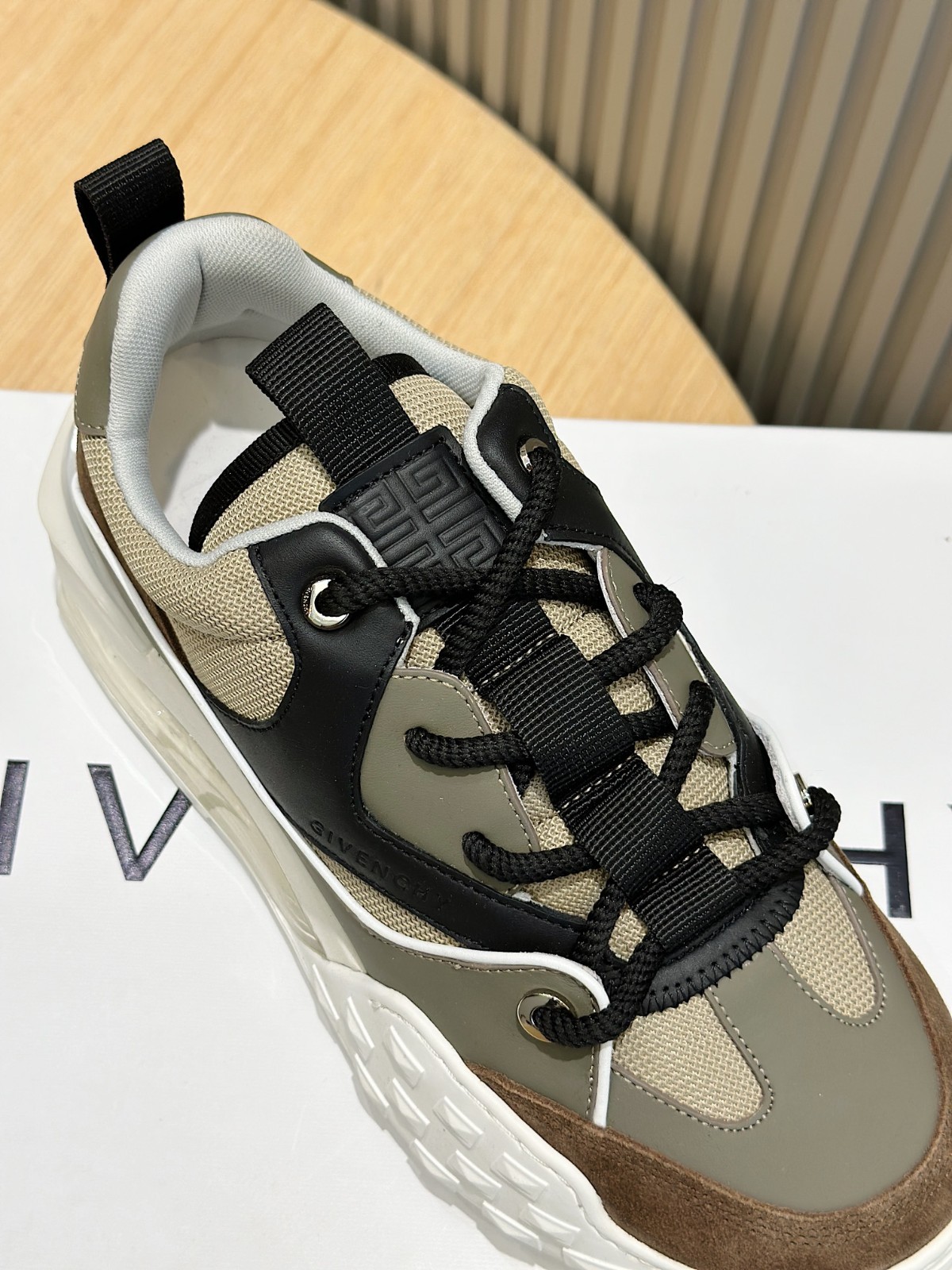 006 42123139 size 38-45