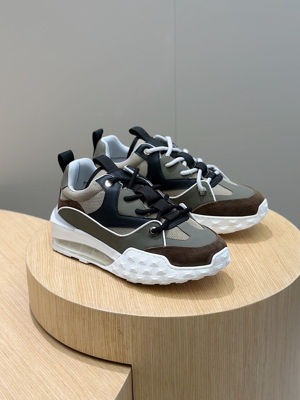 006 42123139 size 38-45