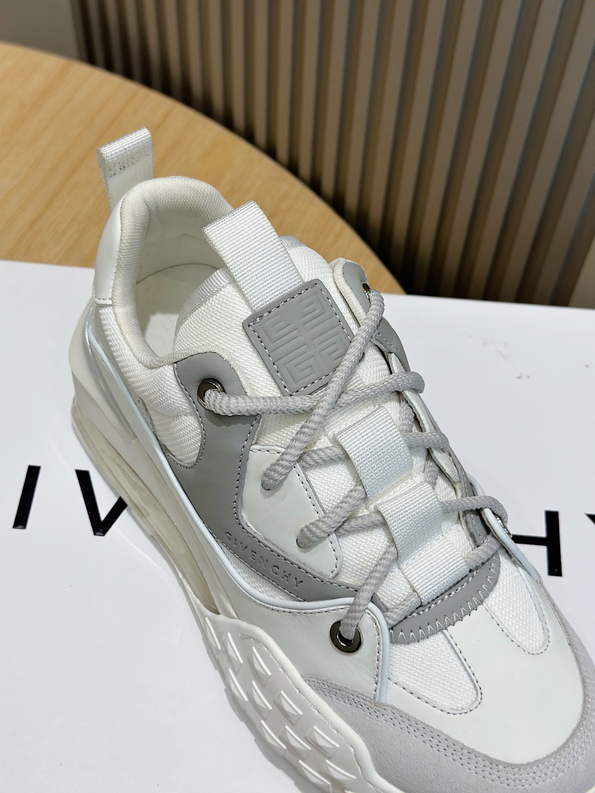 004 42123139 size 38-45