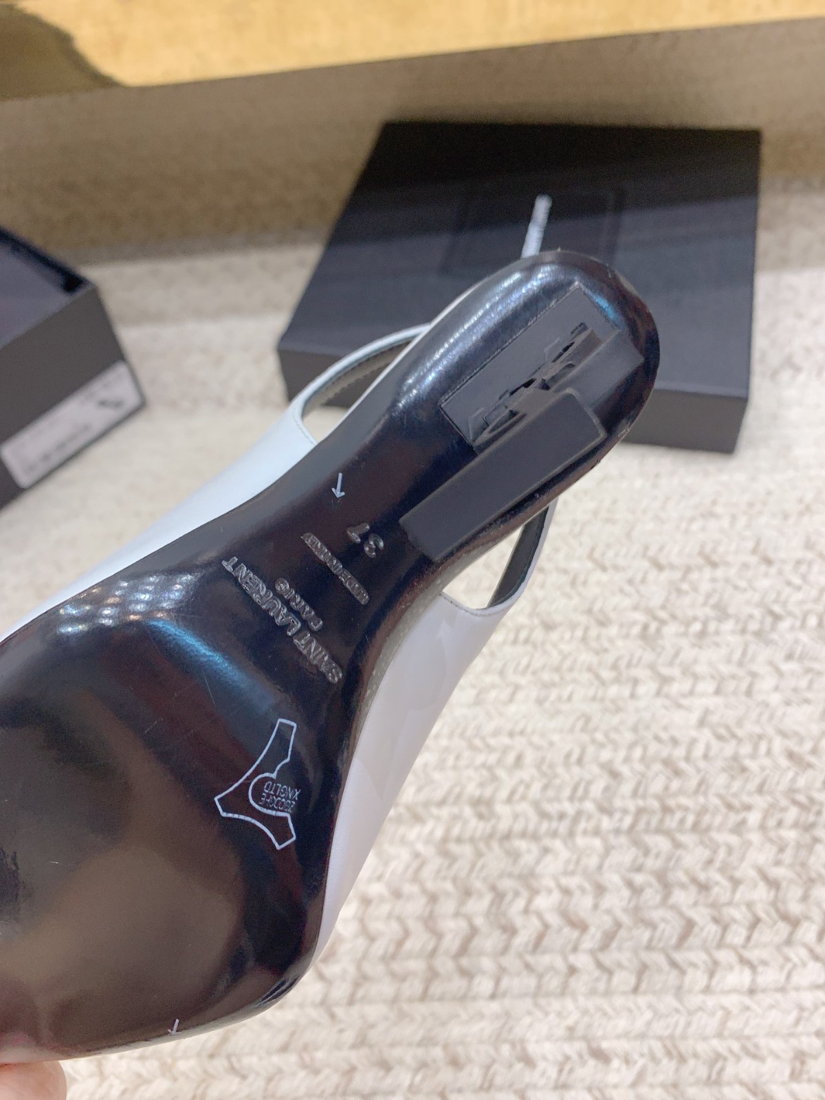 044 38123132 size 34-40