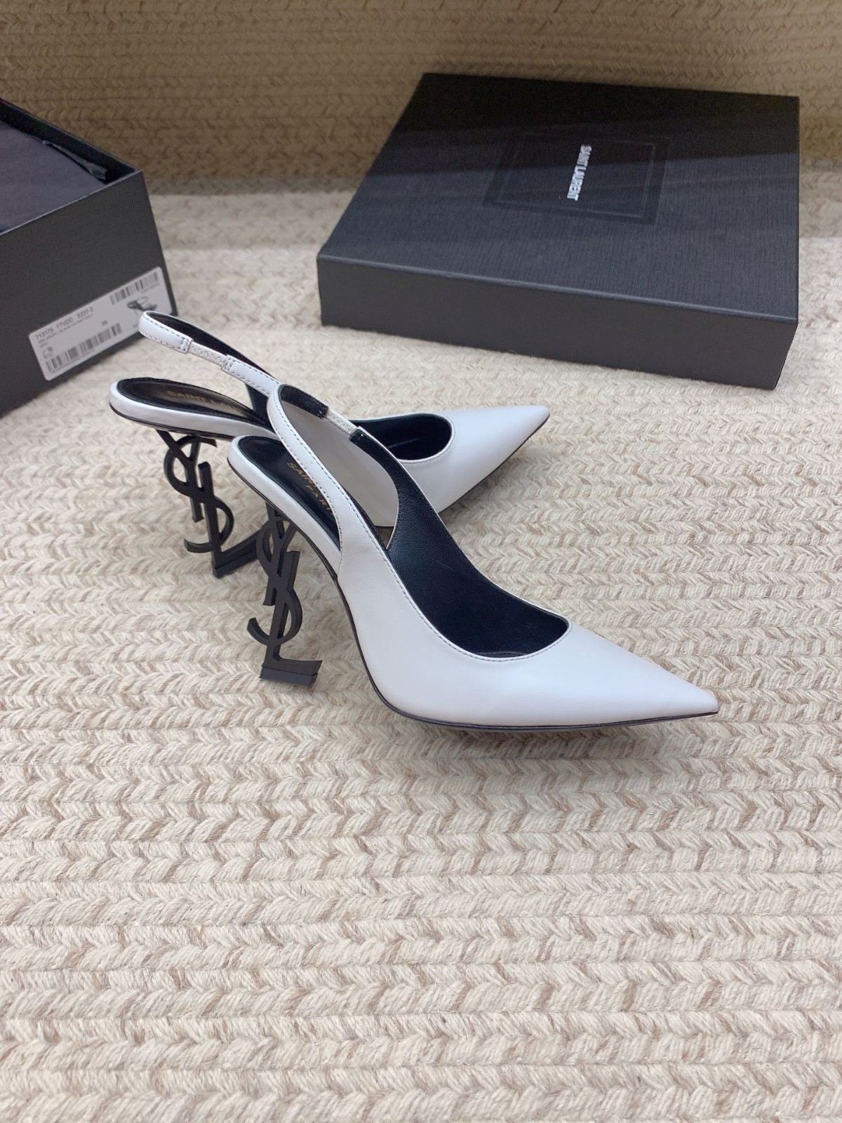 044 38123132 size 34-40