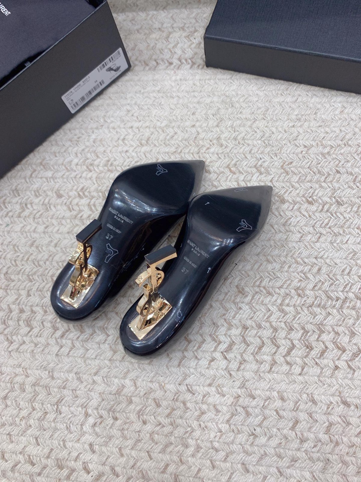 037 38123132 size 34-40