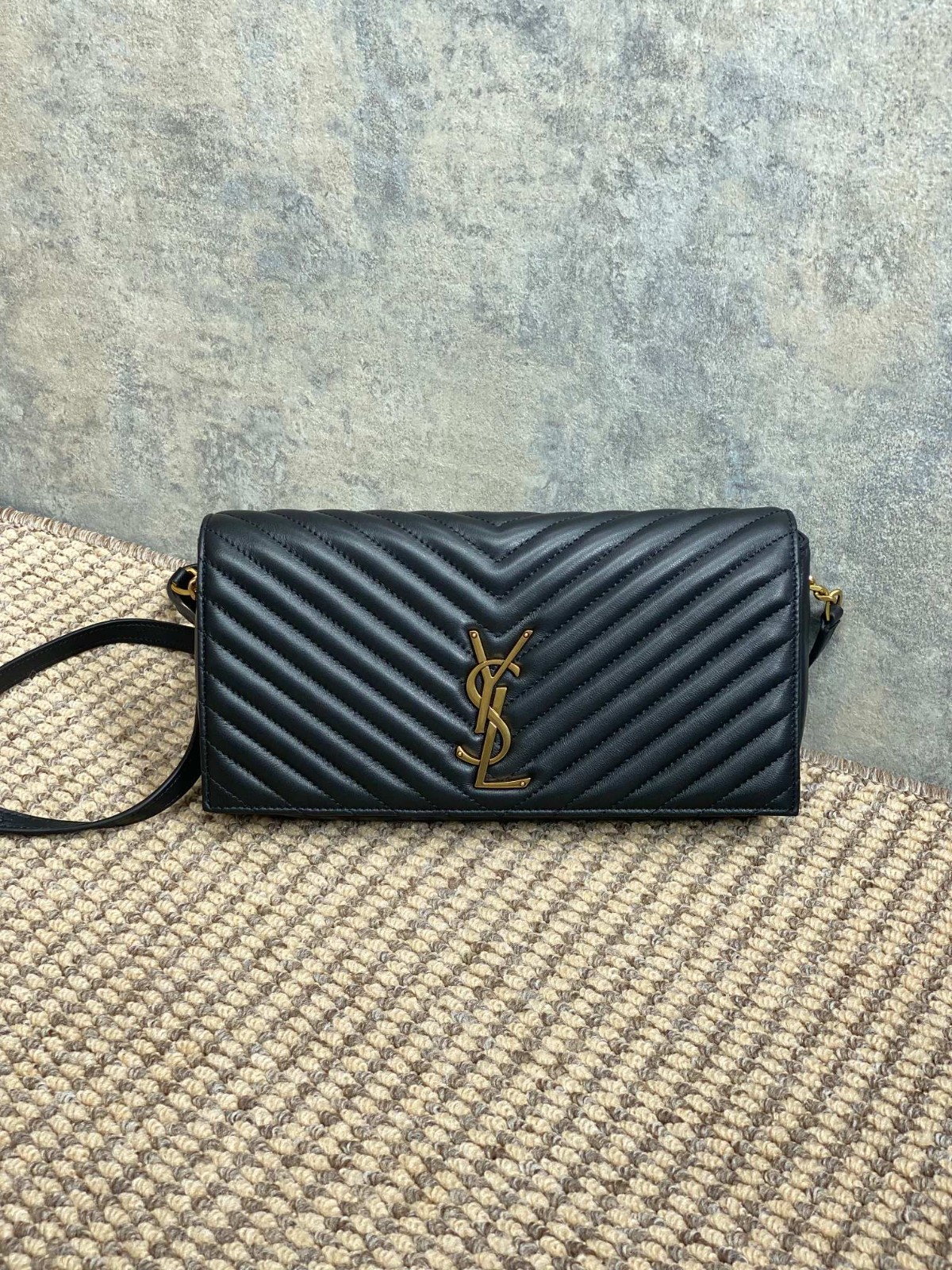 055 65123198 size 26x13.5x4.5cm