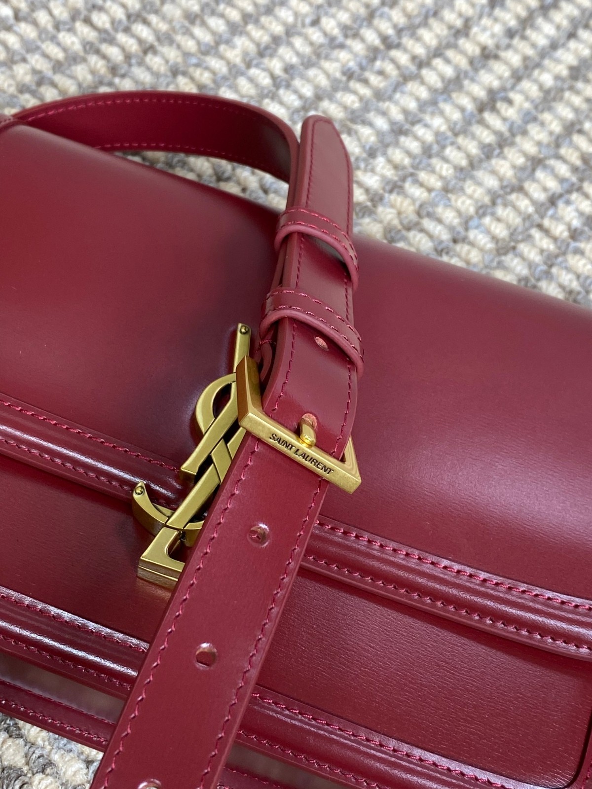 051 72123204;82123221 size 19x13x5;size 23x16x6cm