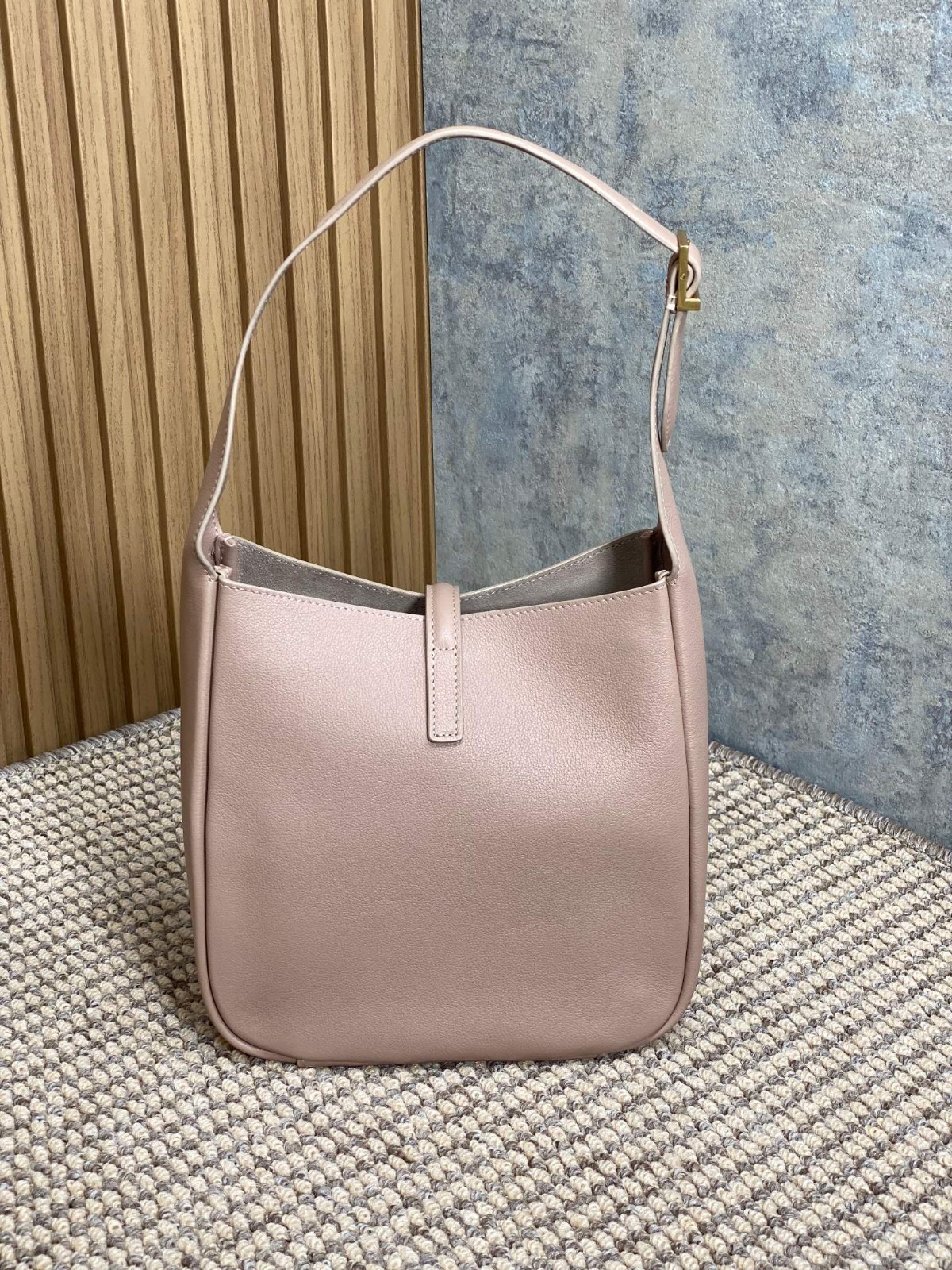 044 72123204 size 22x22x10cm
