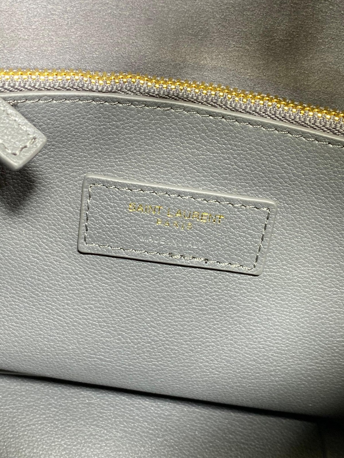 043 72123204 size 22x22x10cm