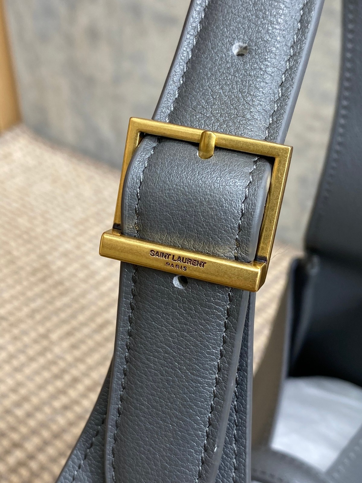 043 72123204 size 22x22x10cm
