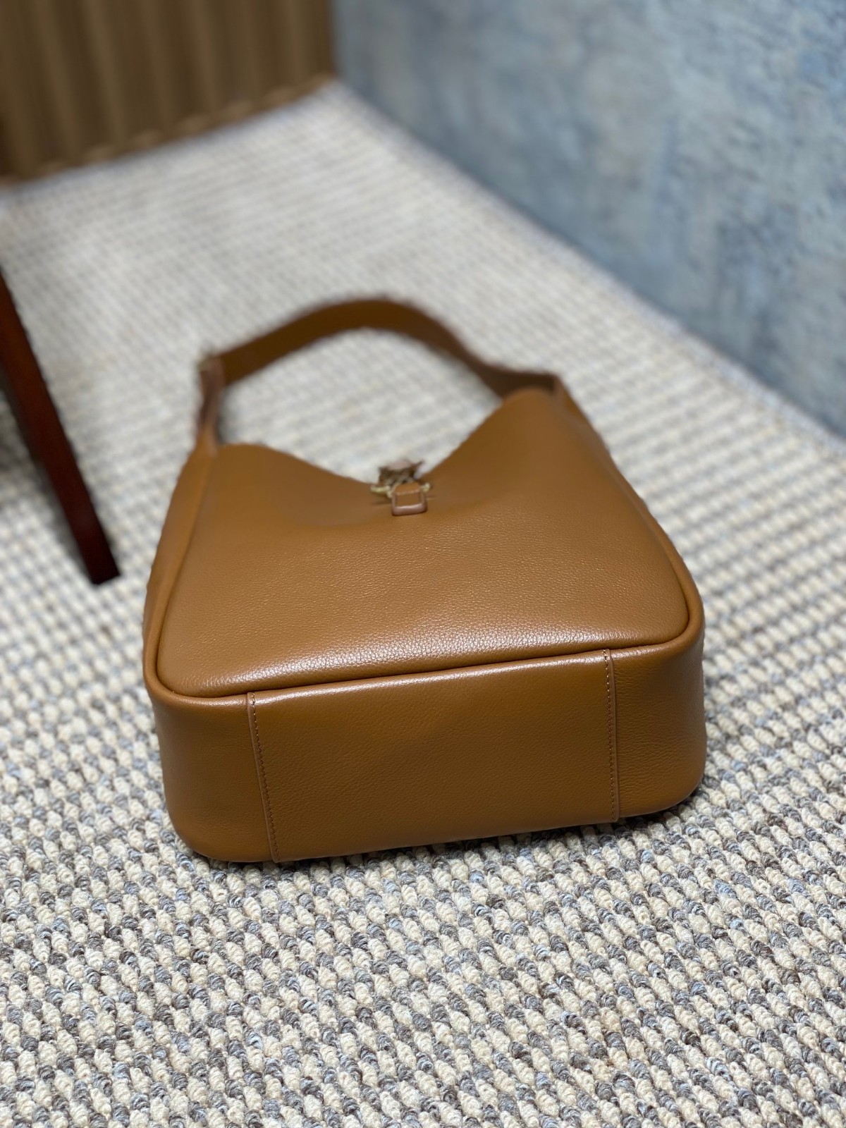 038 72123204 size 22x22x10cm