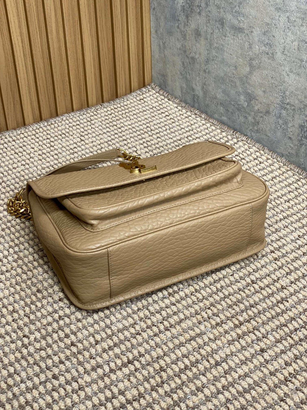 029 66123204;73123204 size 22×16×12cm;size 28x20x8.5cm