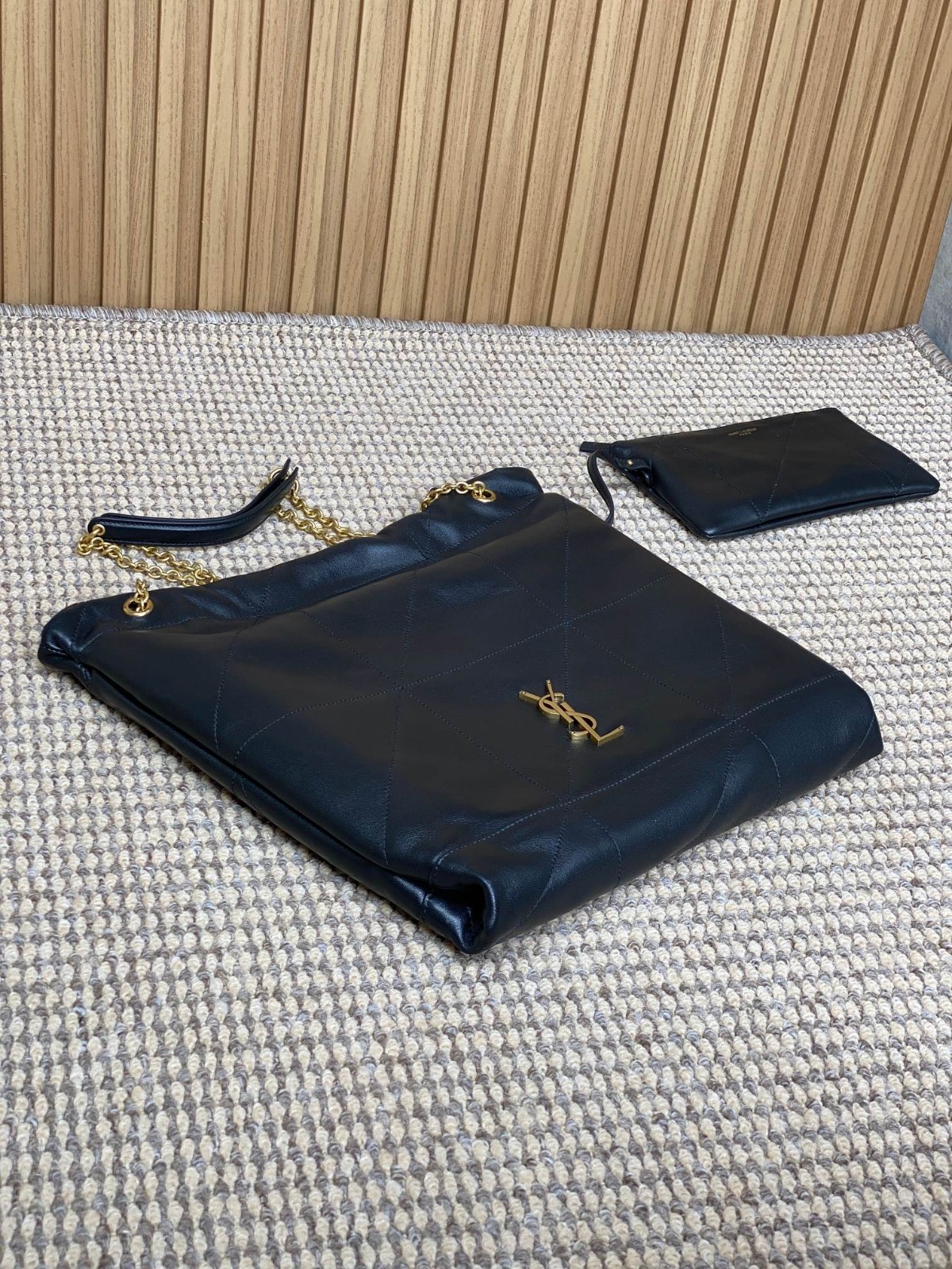 026 85123222 size 39x33x2cm