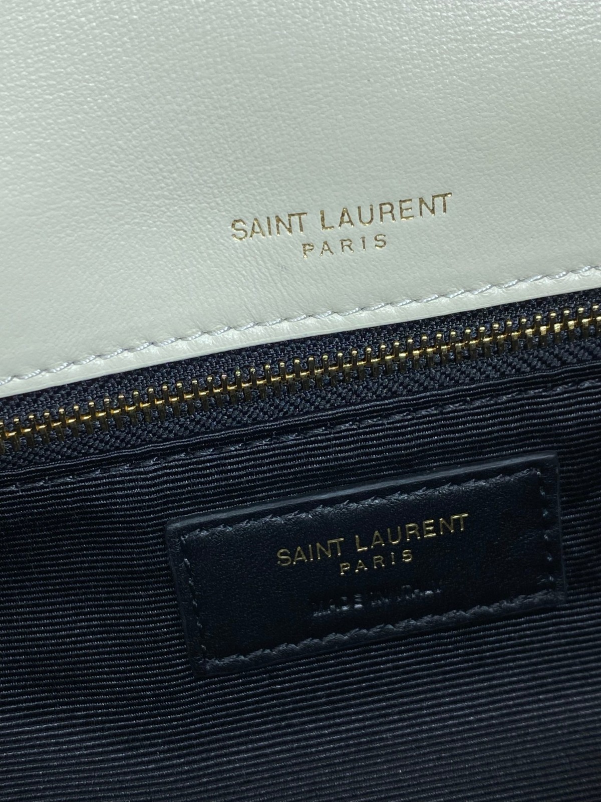 025 68123202 size 26x14x7cm