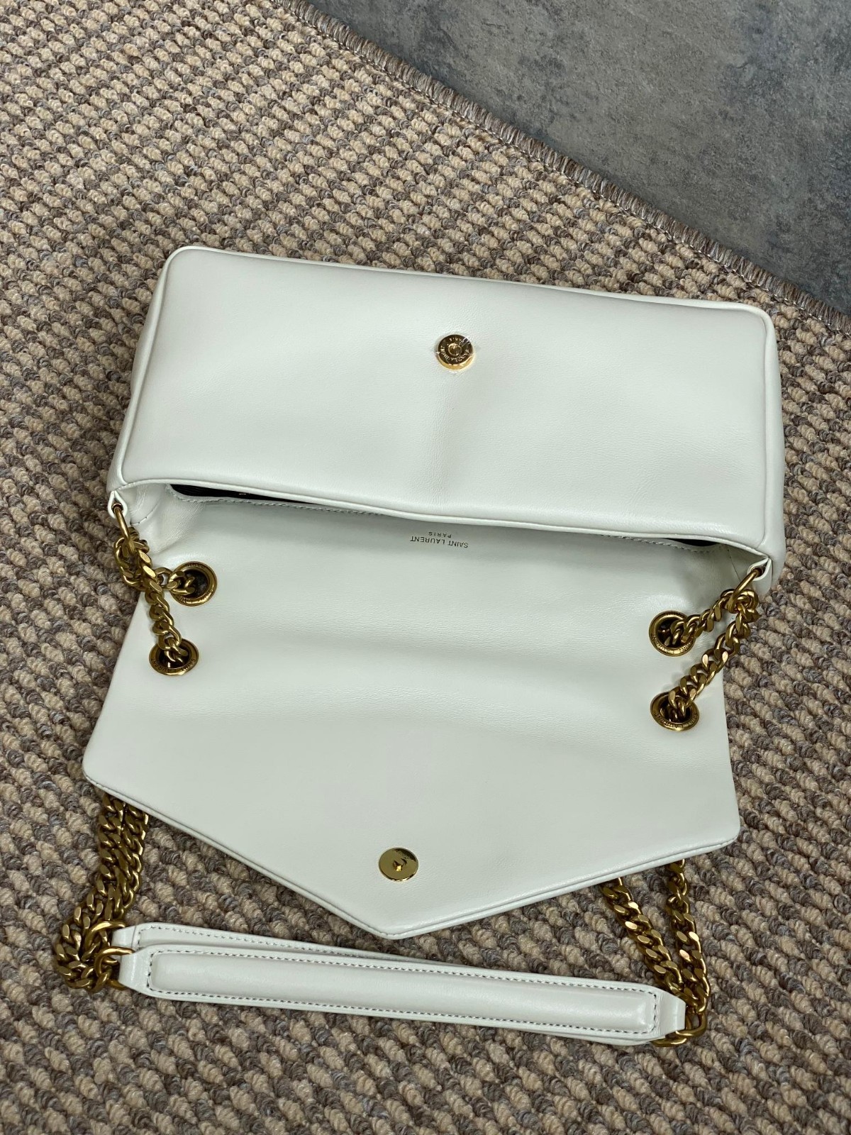 025 68123202 size 26x14x7cm