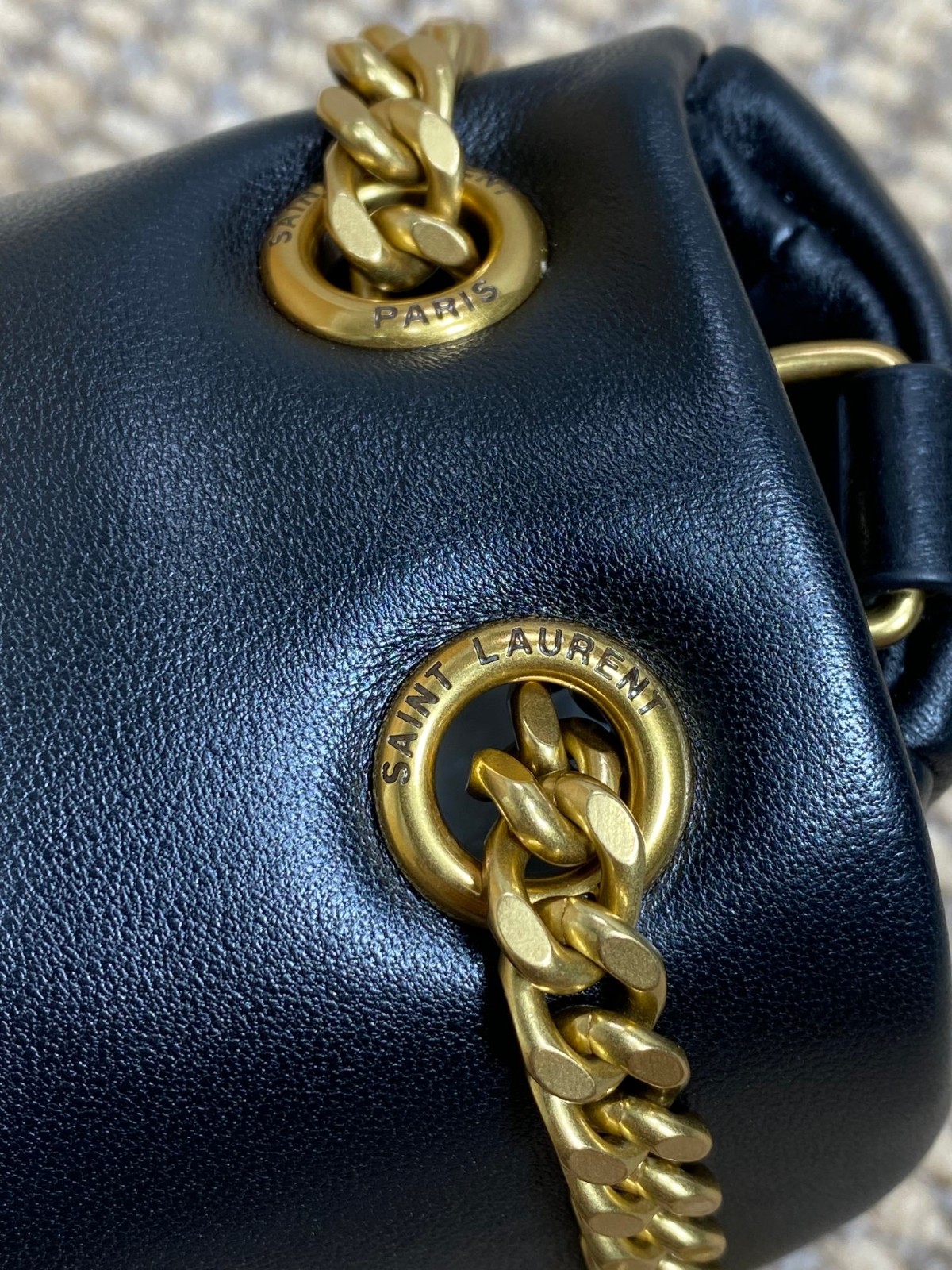 024 68123202 size 26x14x7cm
