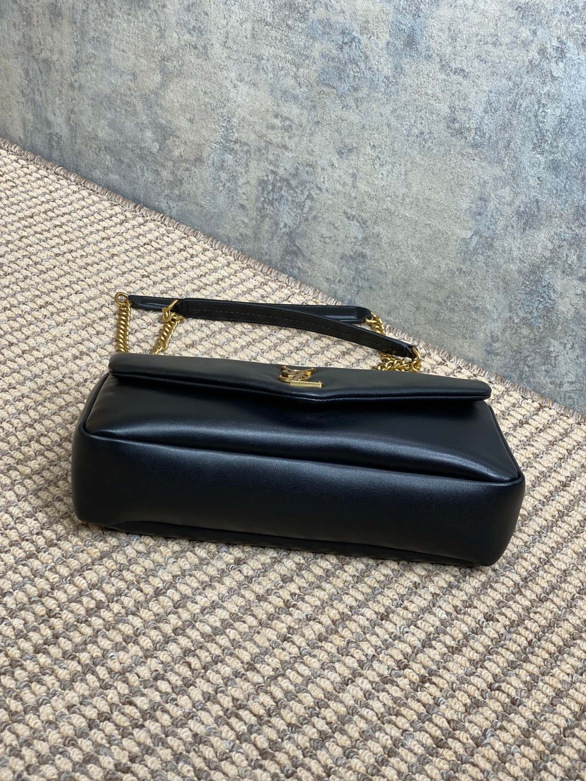 024 68123202 size 26x14x7cm