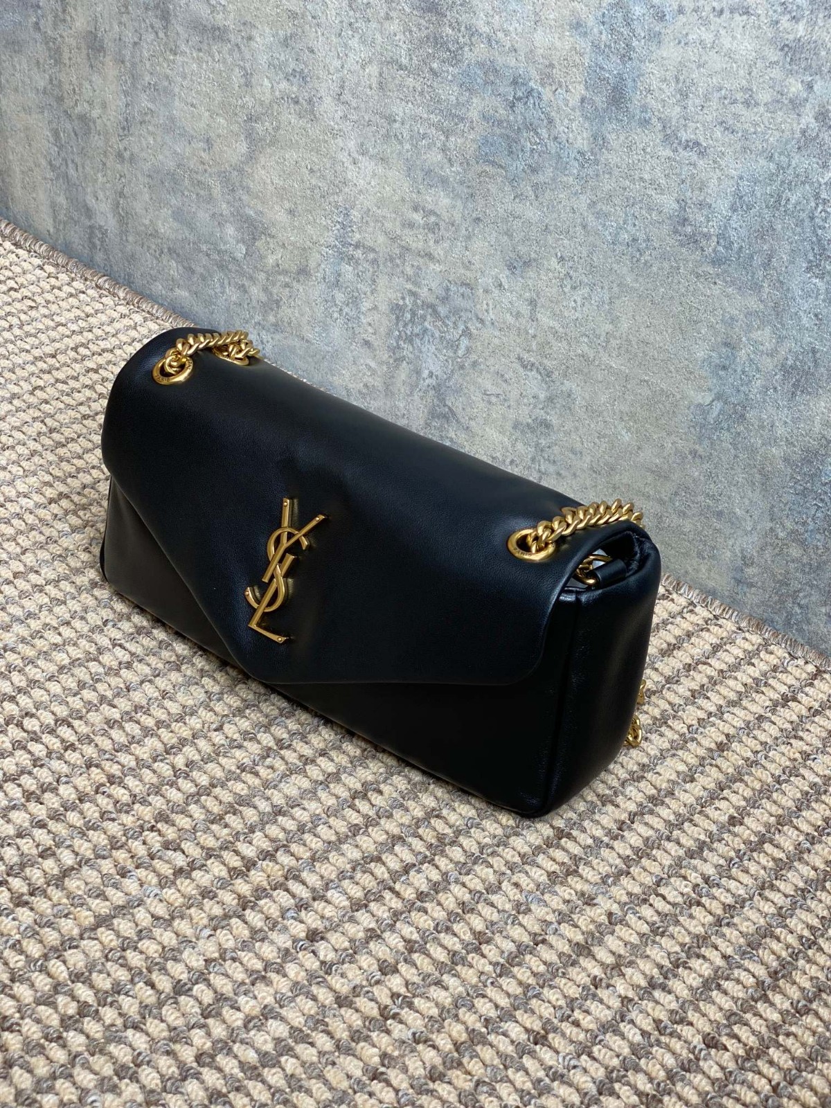 024 68123202 size 26x14x7cm