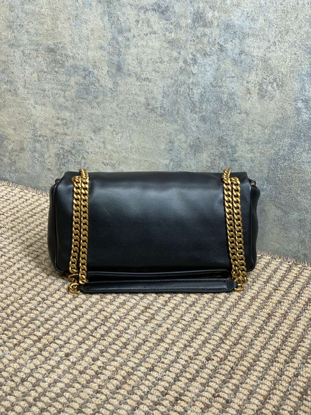 024 68123202 size 26x14x7cm