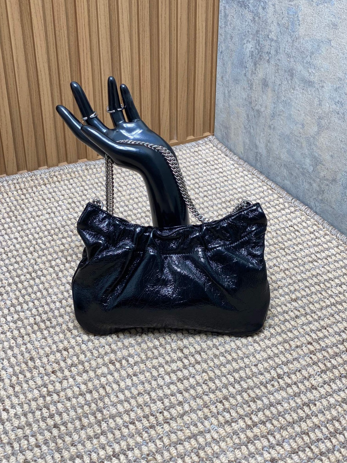 020 58123174 size 24x14x4cm