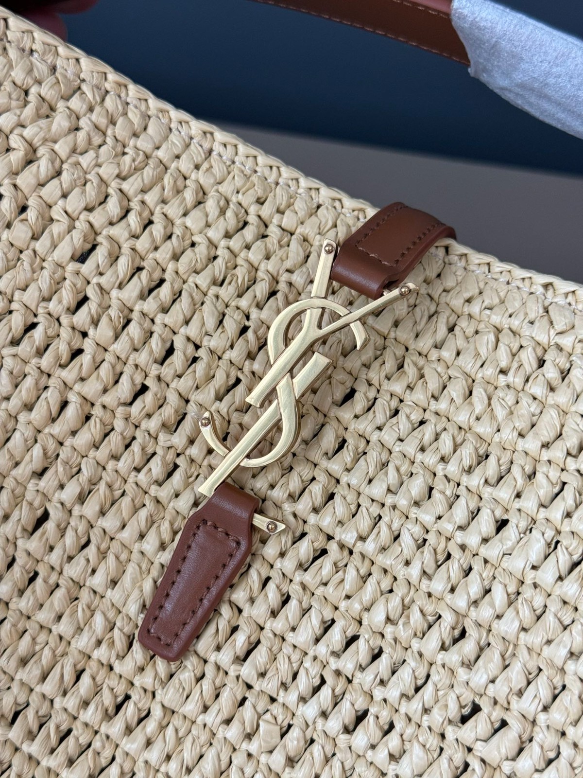 015 78123209 size 20×25×16cm