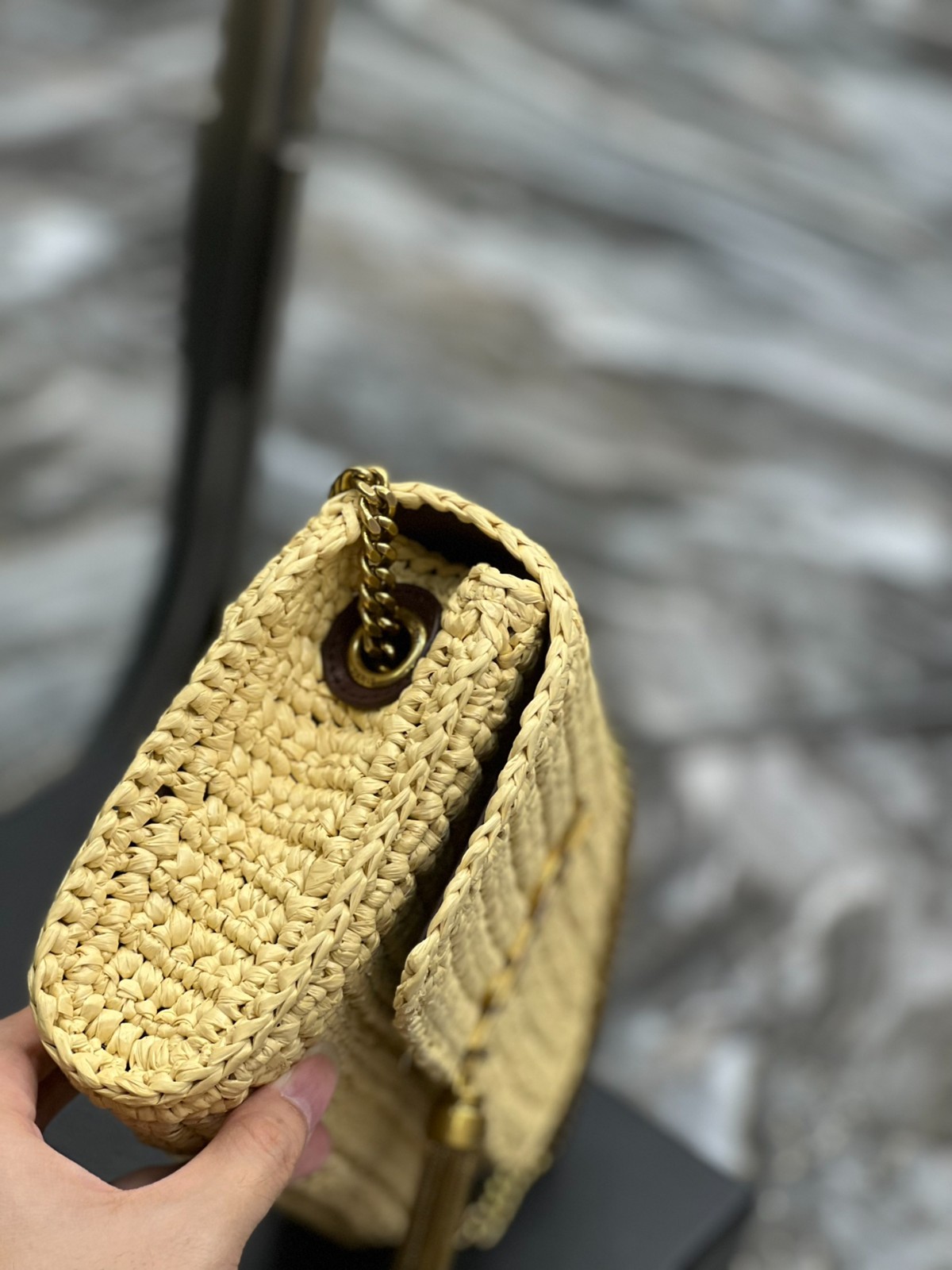011 72123204 size 26x13.5x4.5cm