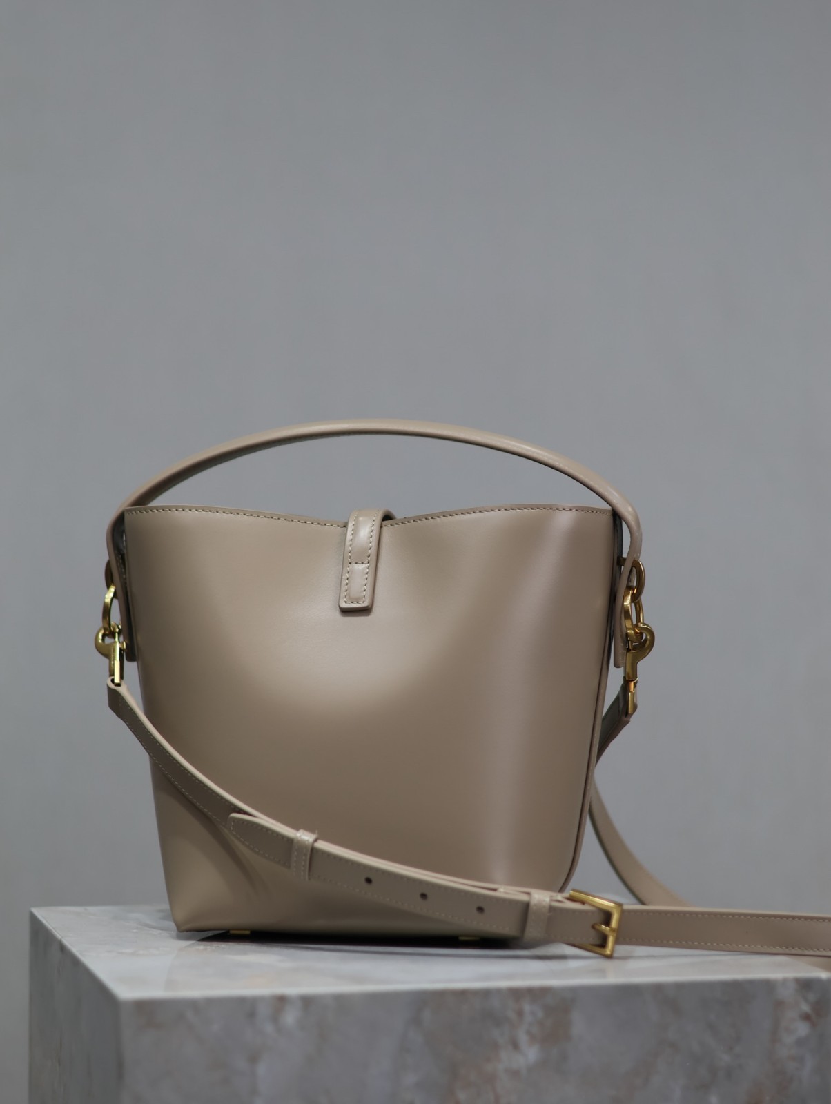 009 63123202;66123204 size 15x13x6cm;size 17x20x13cm