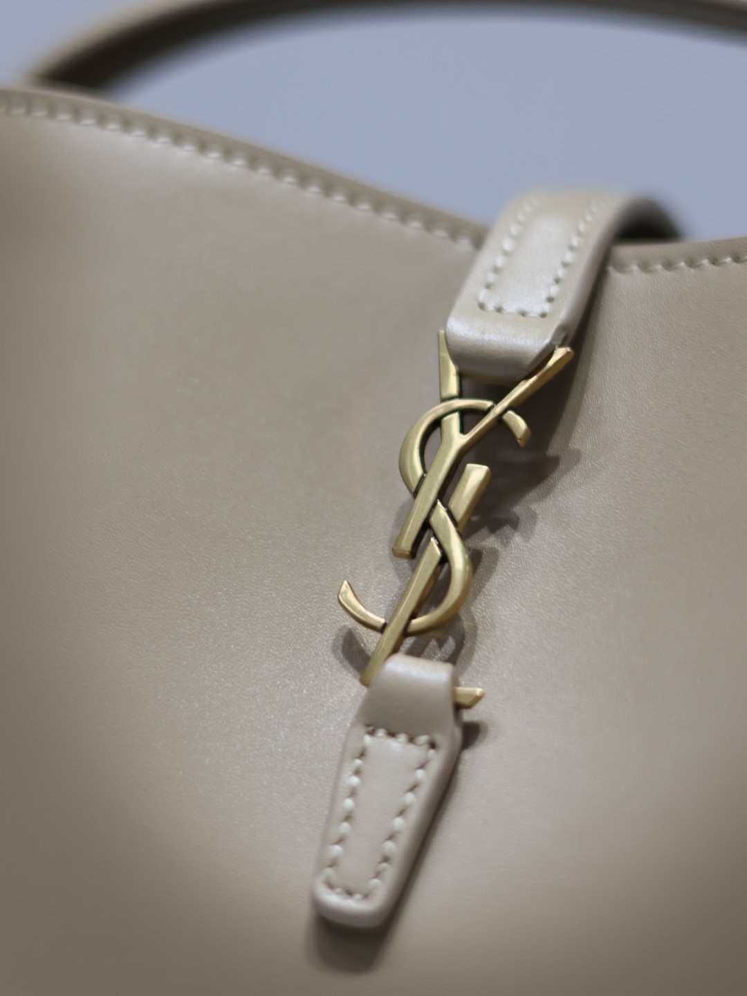 008 63123202;66123204 size 15x13x6cm;size 17x20x13cm