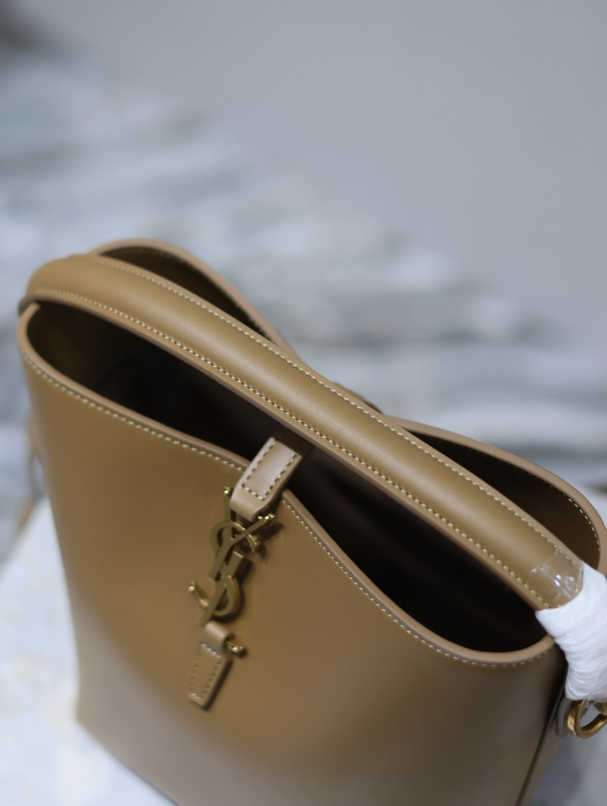 006 66123204;71123203 size 17×20×13cm;size 26×20×12cm