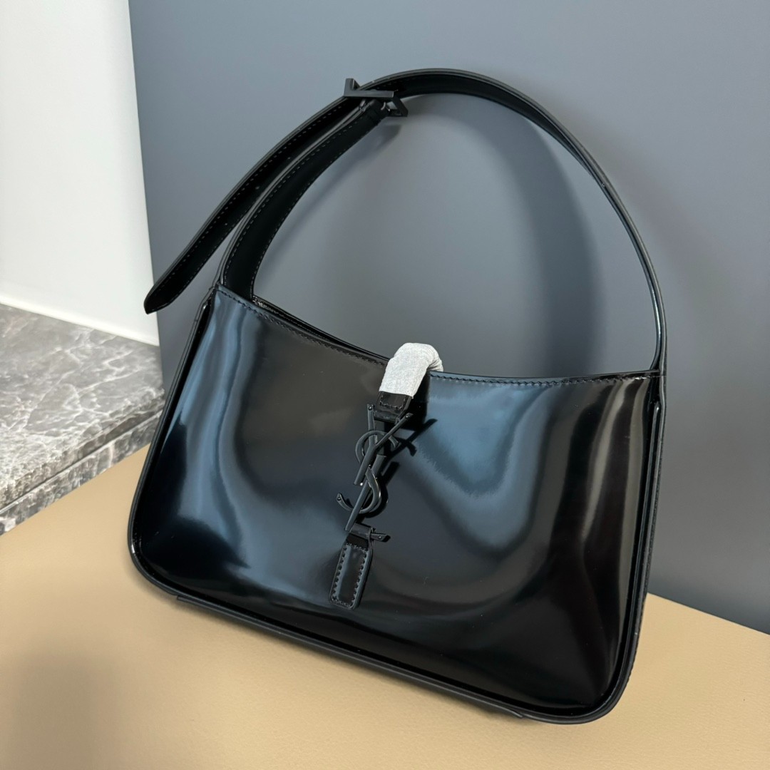 002 60123174 size 25x14x6cm