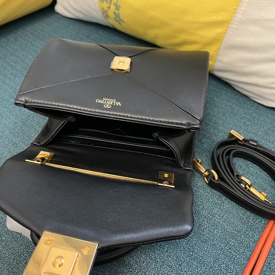 052 66123209 size 20x13x8.5cm
