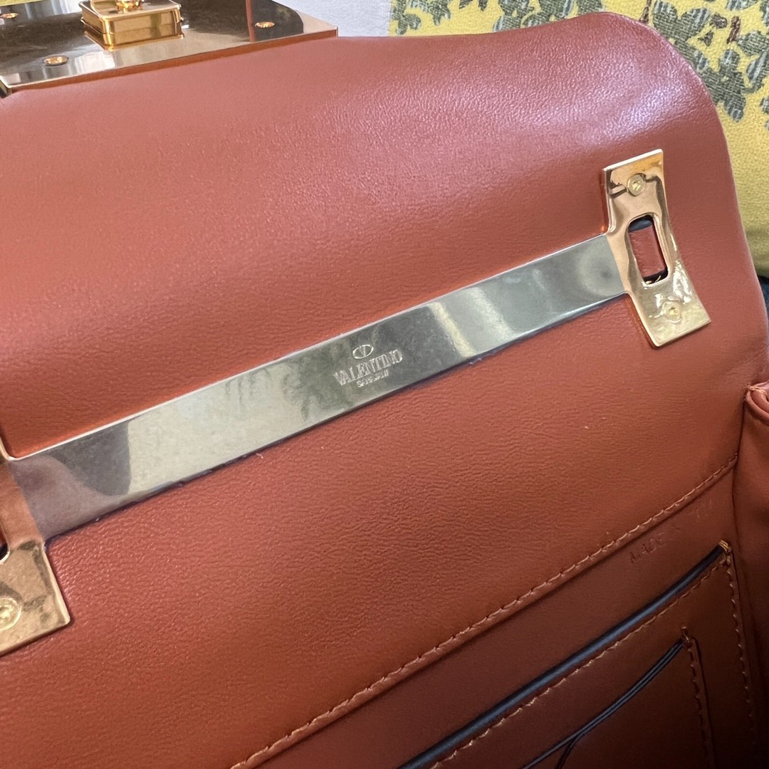 049 66123209 size 20x13x8.5cm