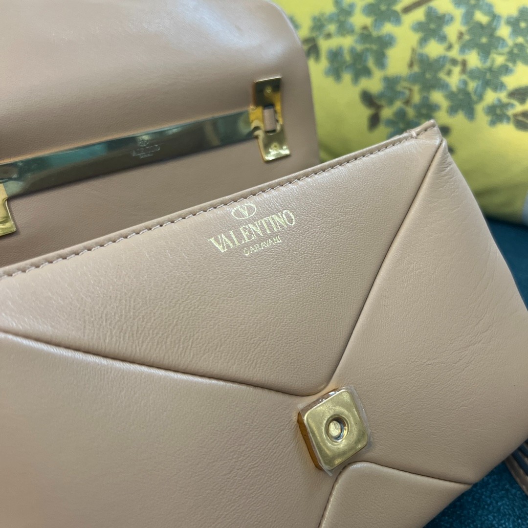 048 66123209 size 20x13x8.5cm