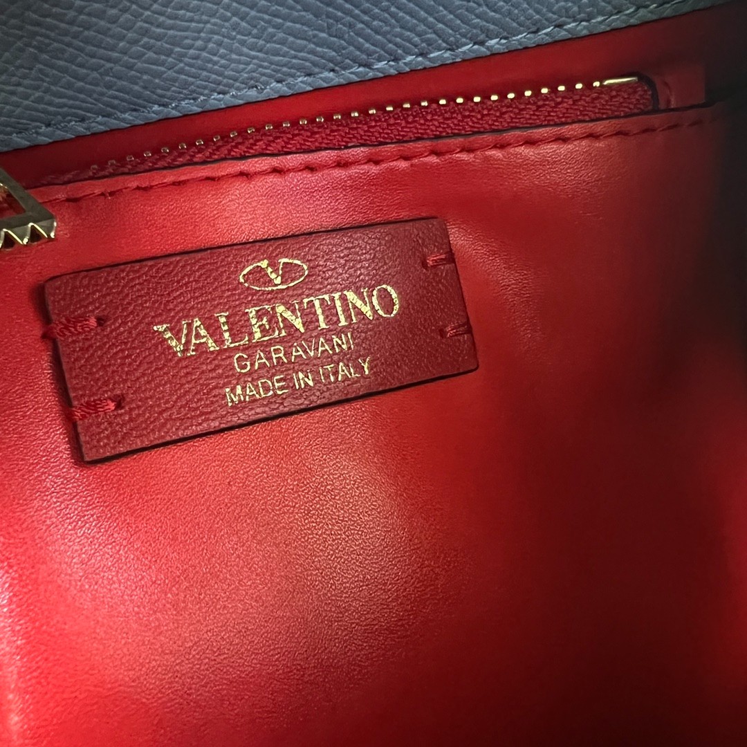 036 68123192 size 22x17x9cm
