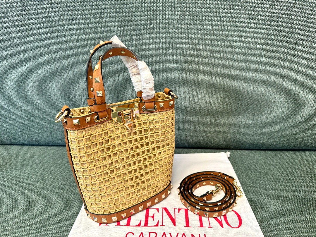 026 70123202 size 16x19x8.5cm