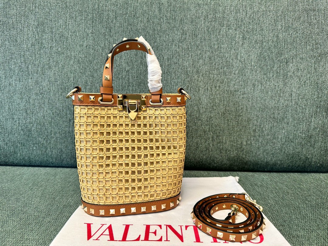 026 70123202 size 16x19x8.5cm
