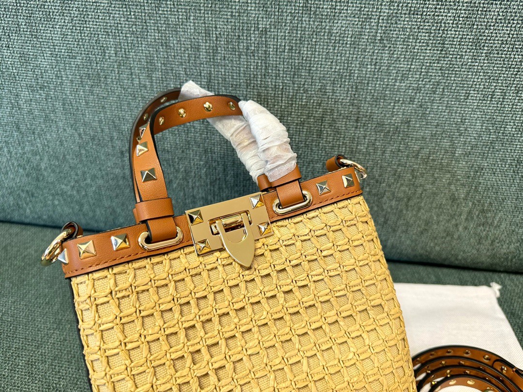 026 70123202 size 16x19x8.5cm